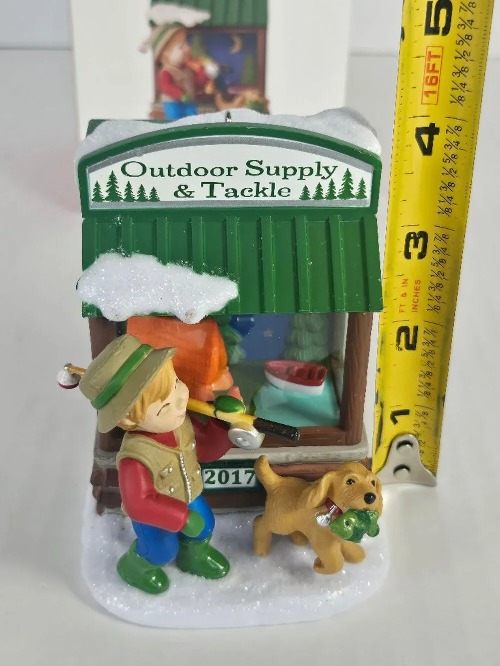 2017 Hallmark Christmas Window #15 Tackle Shop Club Exclusive Ornament QXC5015
